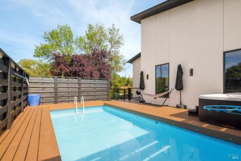 18015 Riverside Drive Sonoma CA 95476
