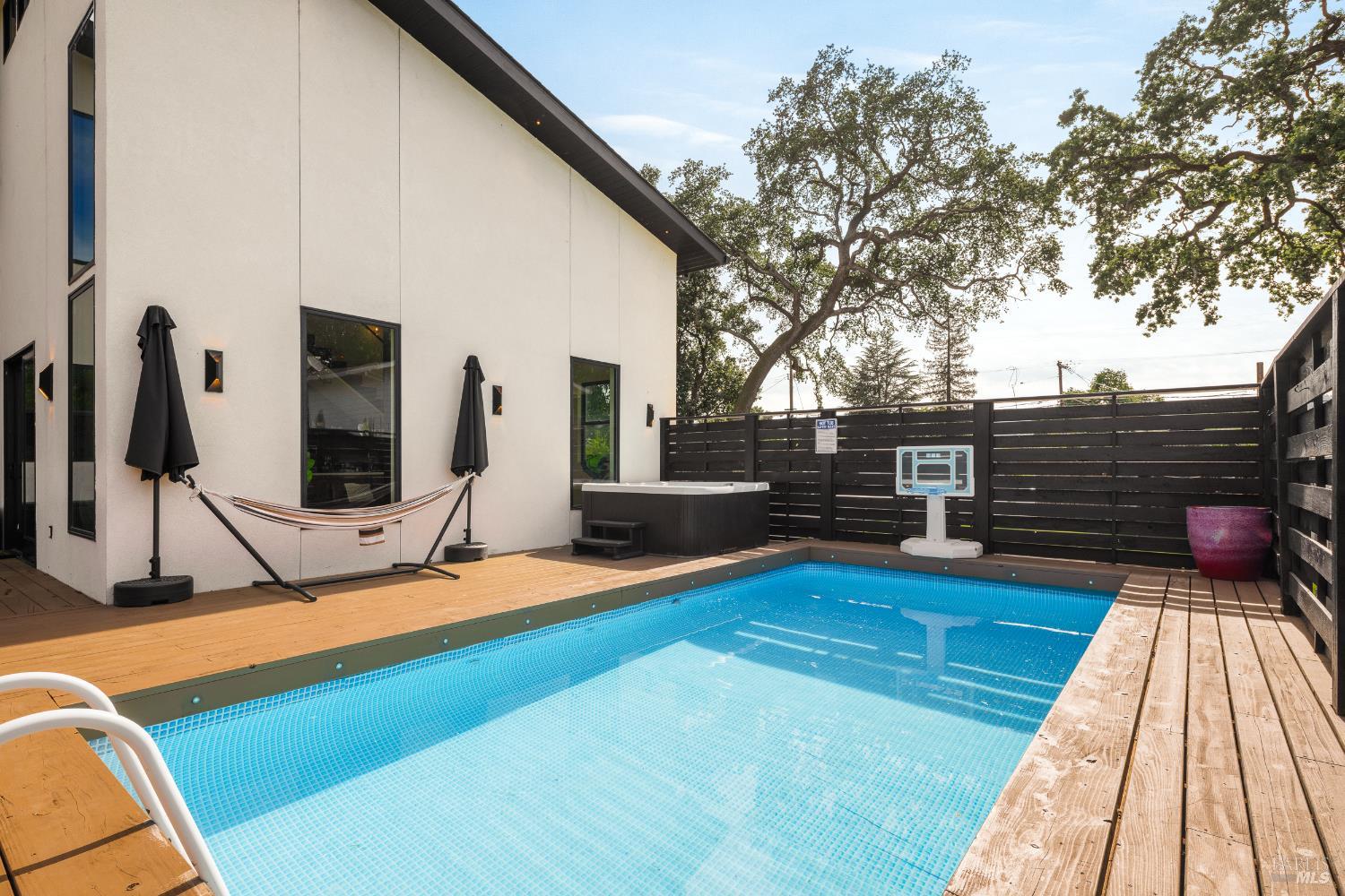 18015 Riverside Drive Sonoma CA 95476