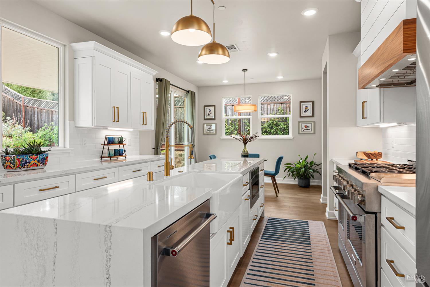 3747 Paxton Place Santa Rosa CA 95404