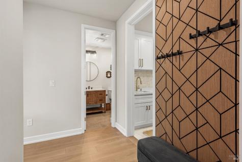 3747 Paxton Place Santa Rosa CA 95404