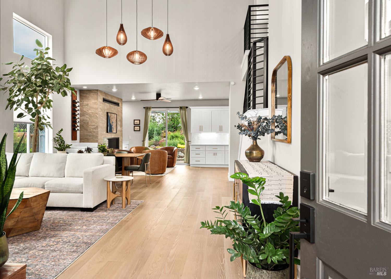 3747 Paxton Place Santa Rosa CA 95404