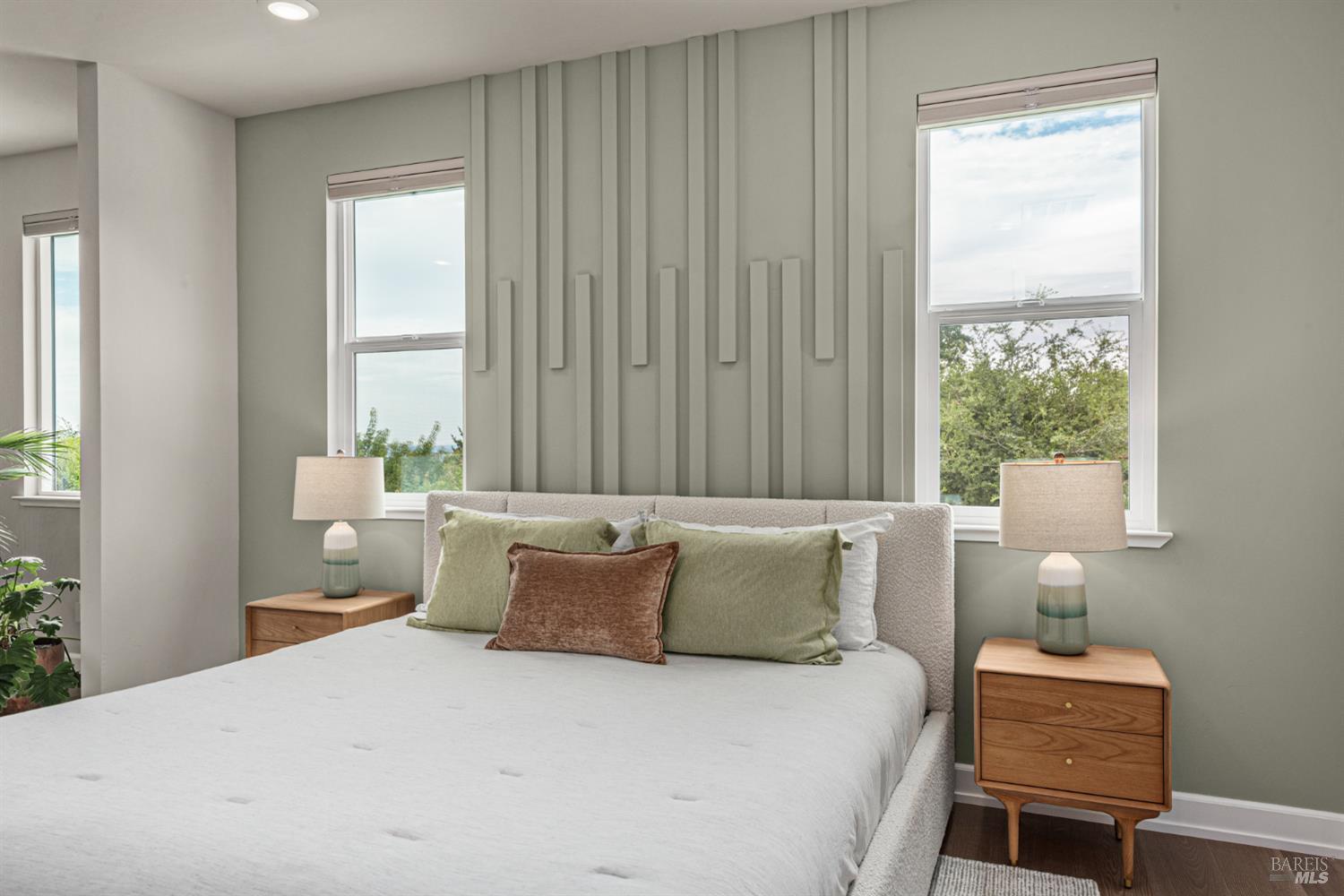 3747 Paxton Place Santa Rosa CA 95404