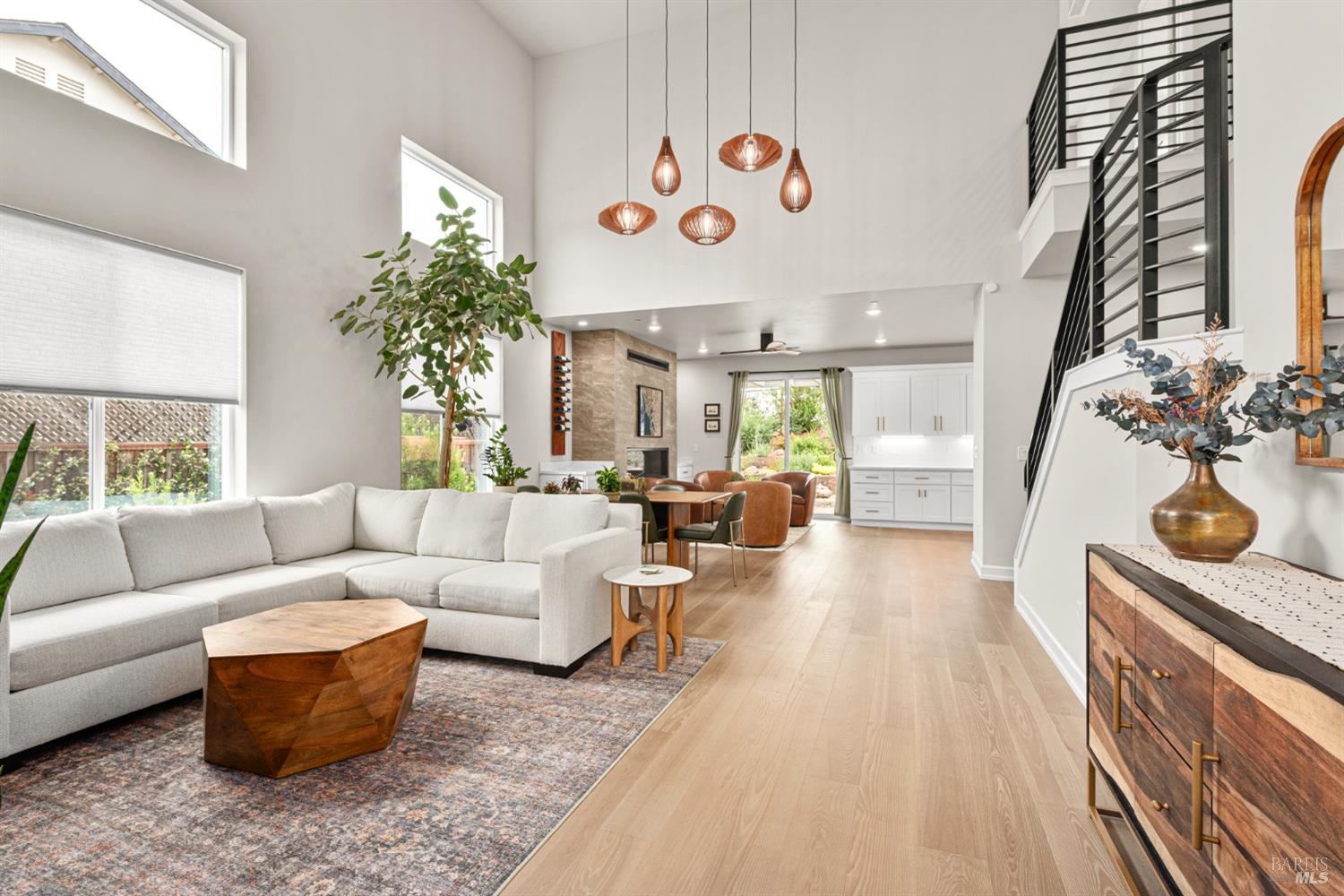 3747 Paxton Place Santa Rosa CA 95404