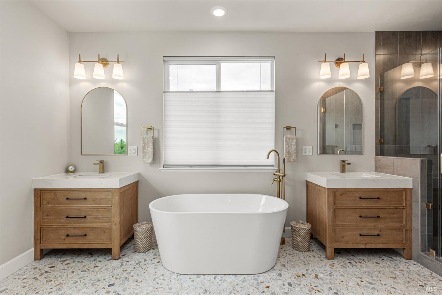 3747 Paxton Place Santa Rosa CA 95404