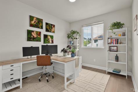 3747 Paxton Place Santa Rosa CA 95404