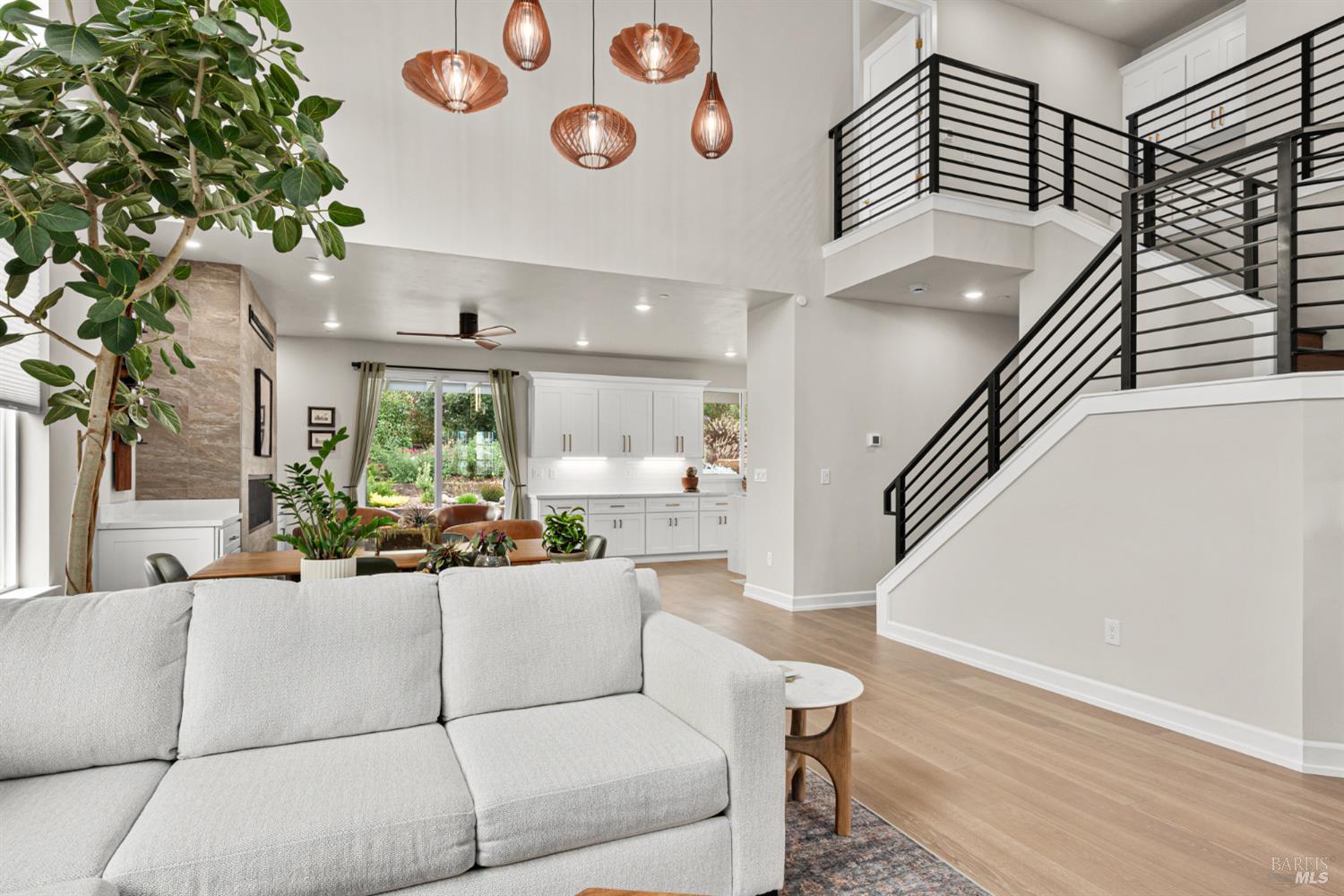 3747 Paxton Place Santa Rosa CA 95404