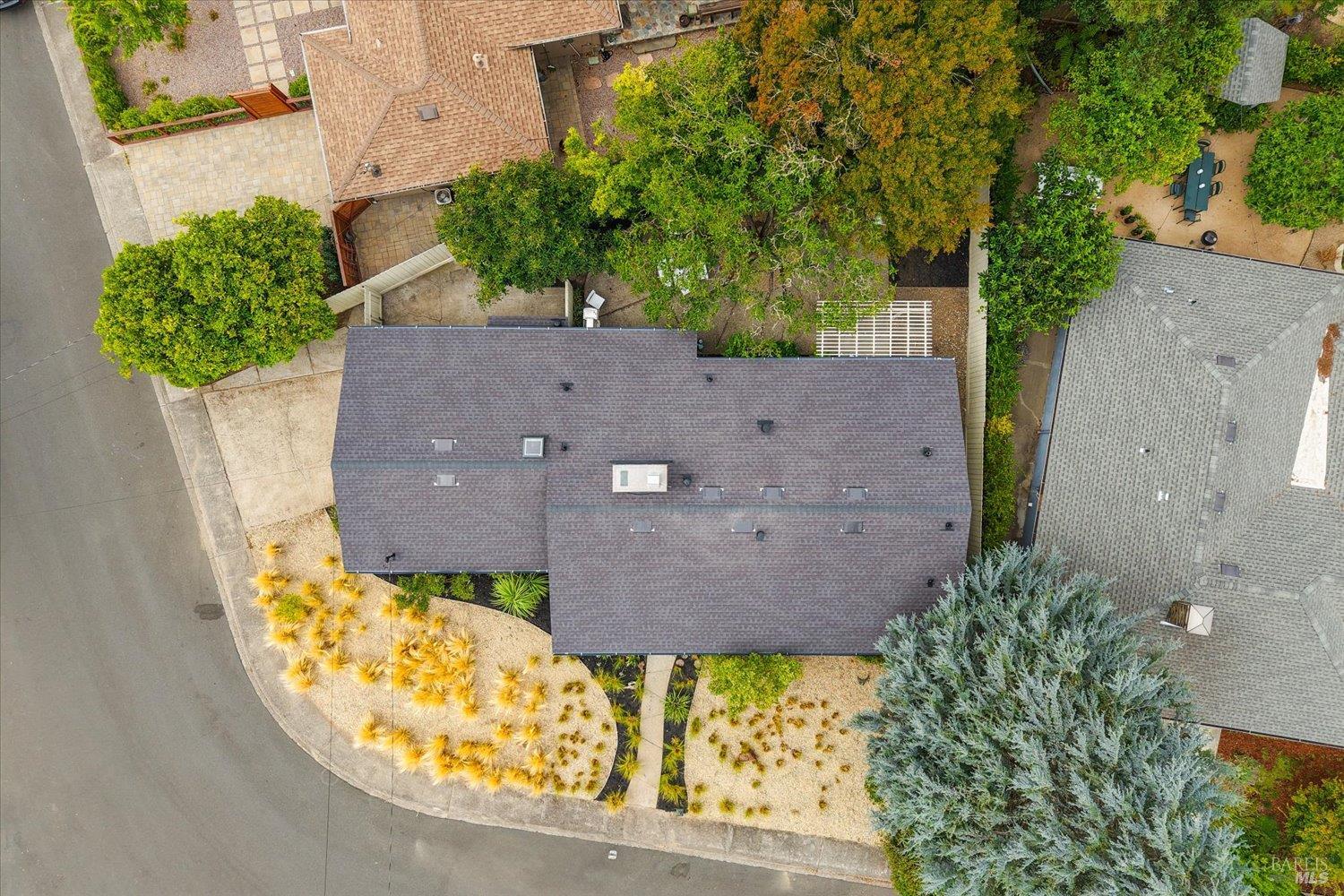 1703 Crinella Drive St. Helena CA 94574