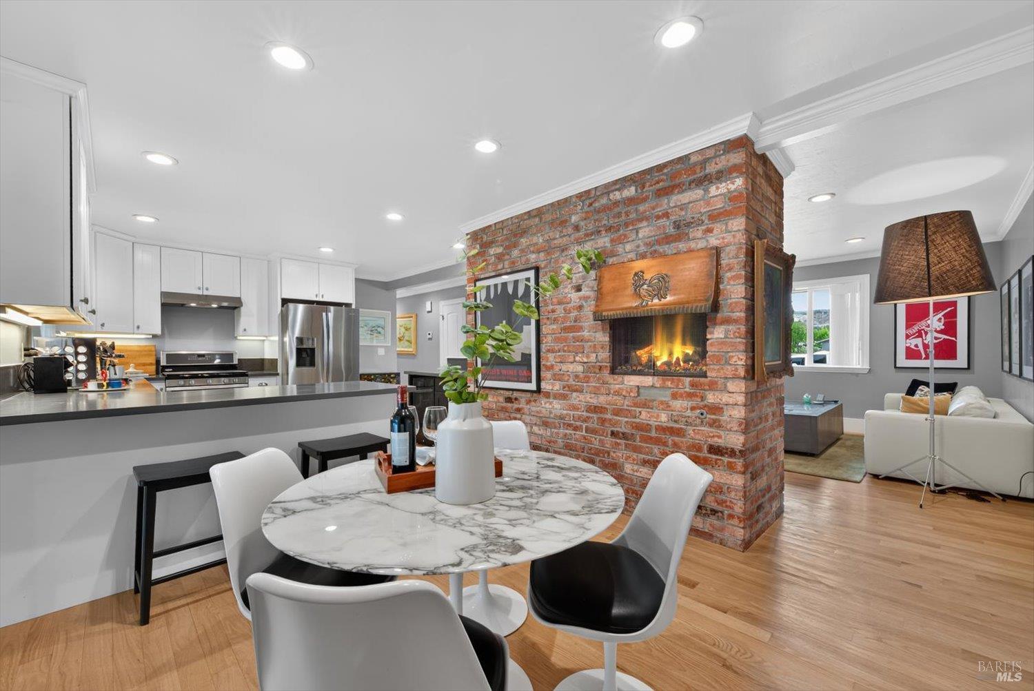 1703 Crinella Drive St. Helena CA 94574