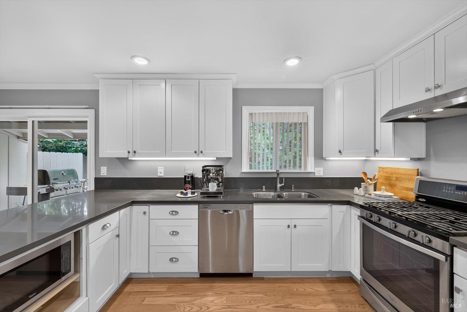 1703 Crinella Drive St. Helena CA 94574