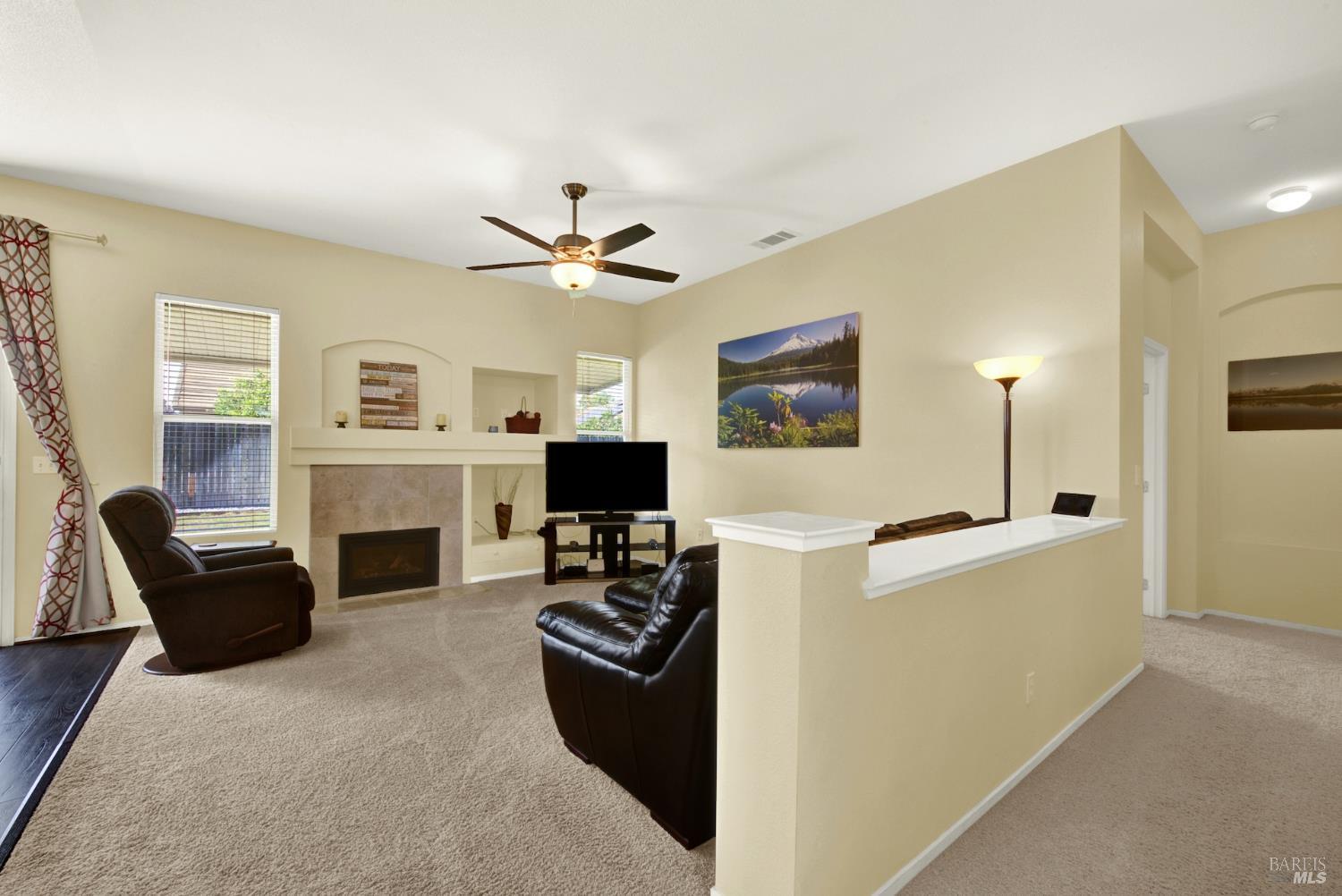 525 Schooner Ridge Drive Dixon CA 95620