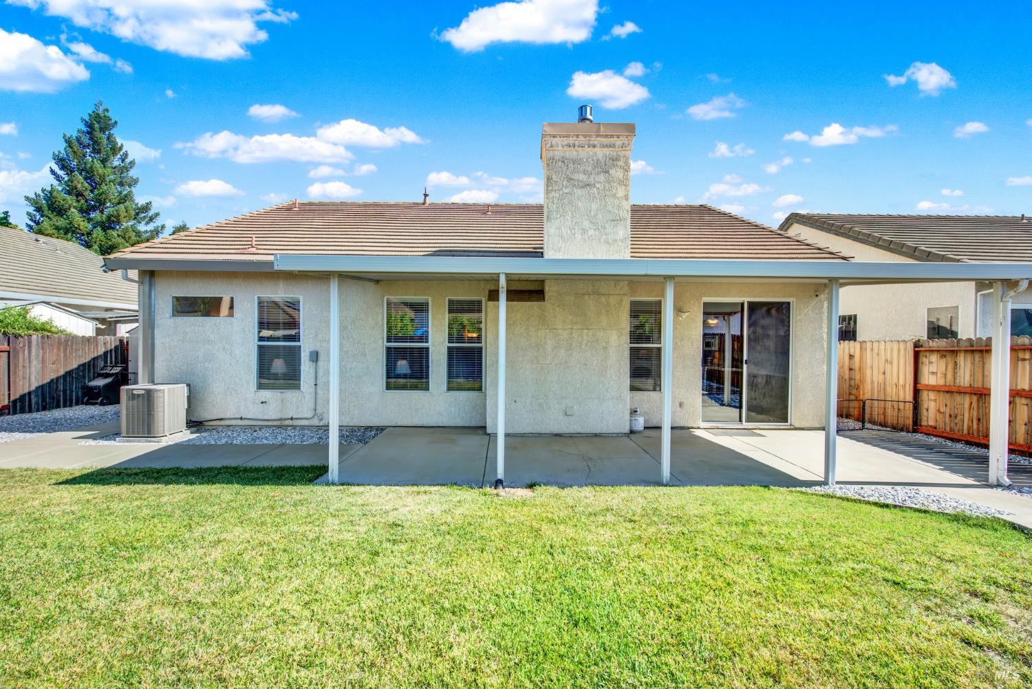 525 Schooner Ridge Drive Dixon CA 95620