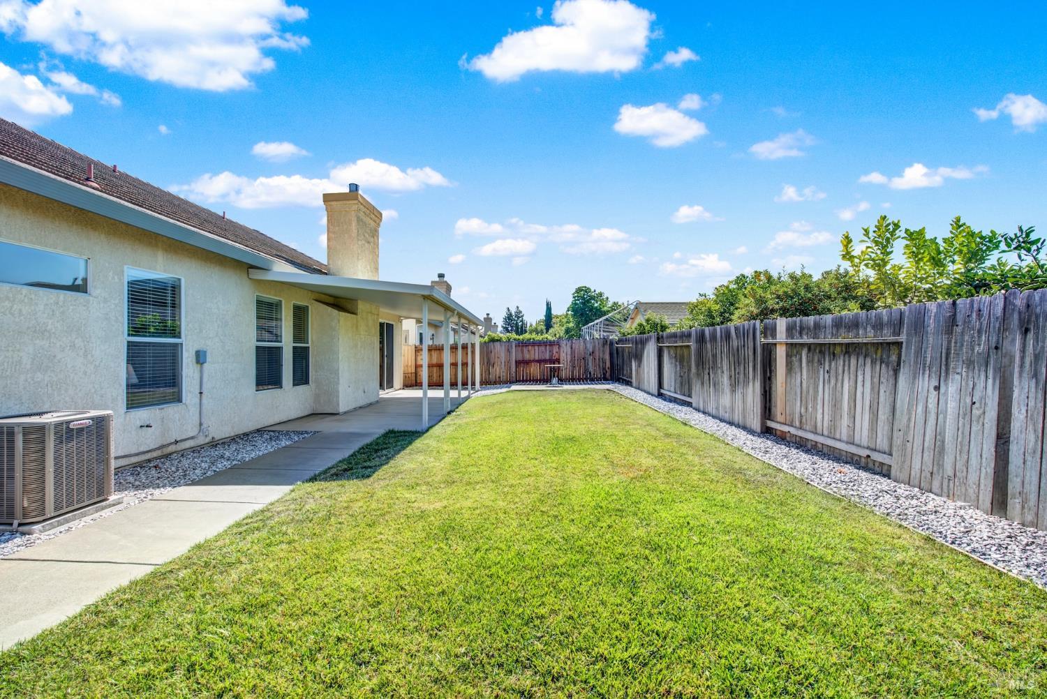 525 Schooner Ridge Drive Dixon CA 95620