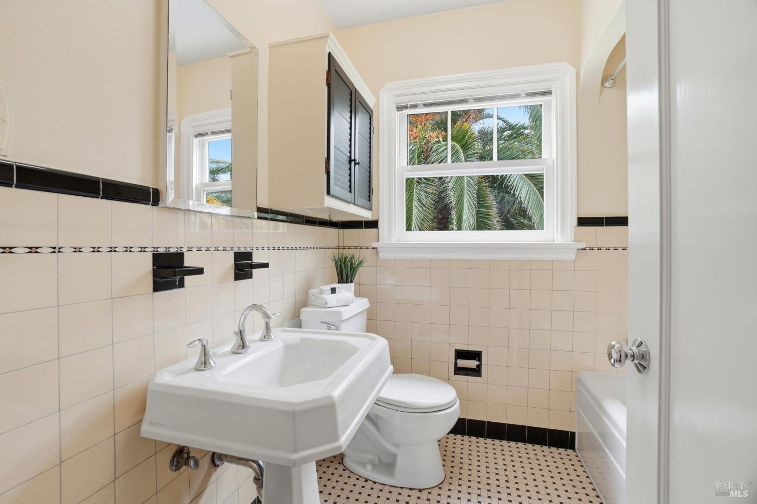 283 E. Blithedale Avenue Mill Valley CA 94941