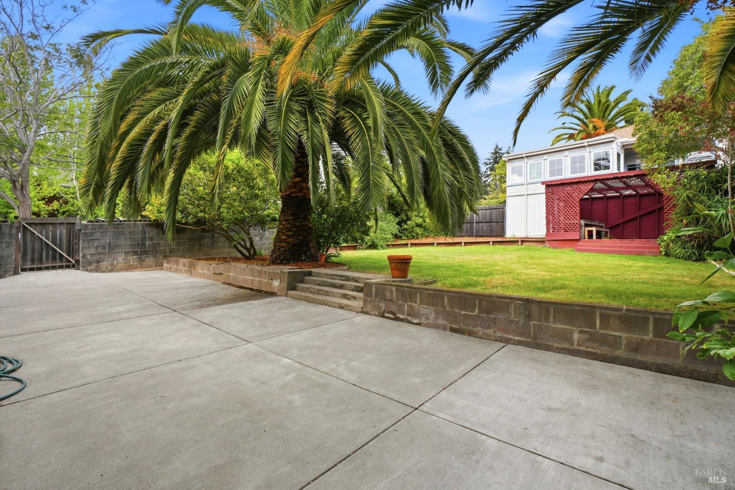 283 E. Blithedale Avenue Mill Valley CA 94941