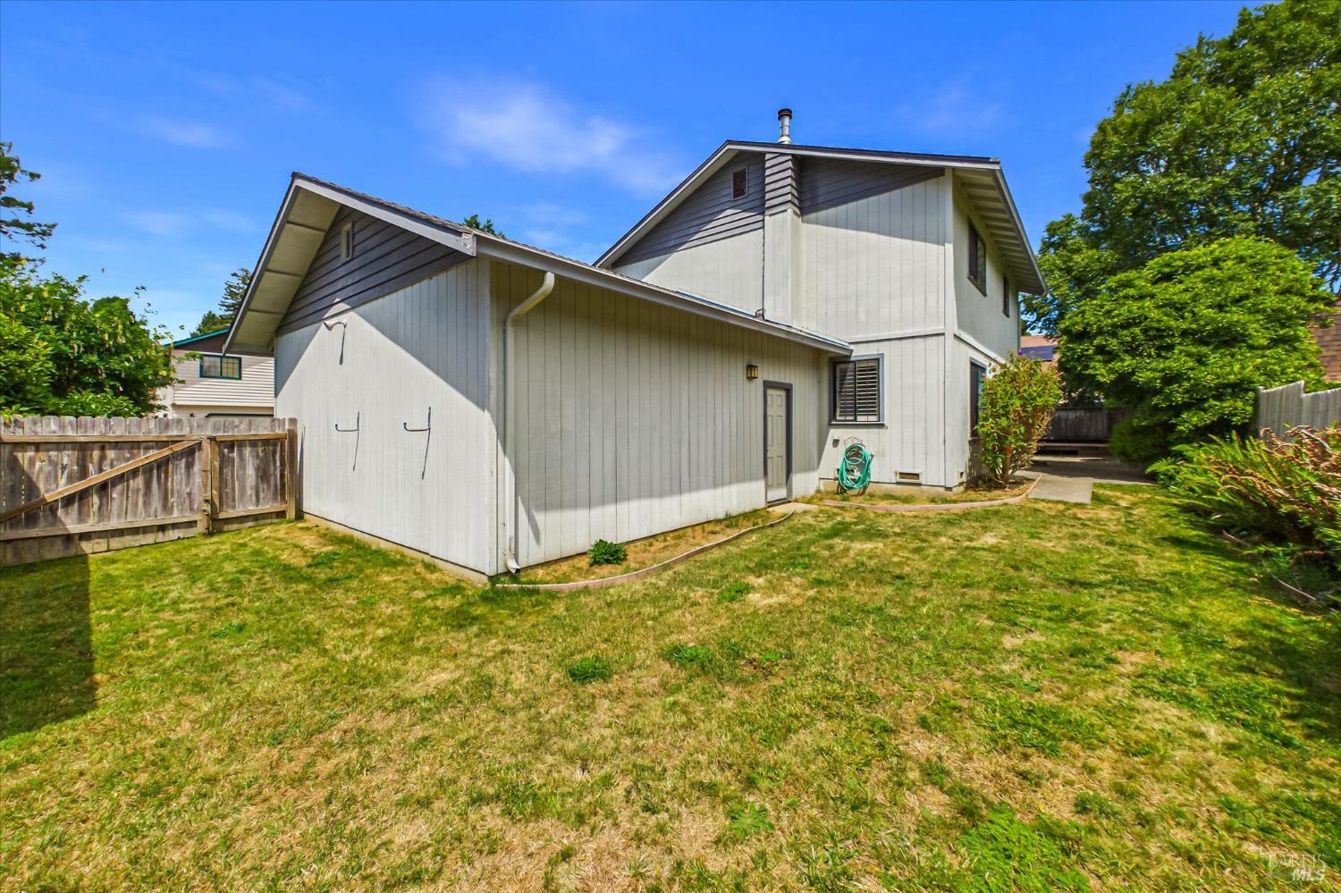 1550 Chabot Court Eureka CA 95503