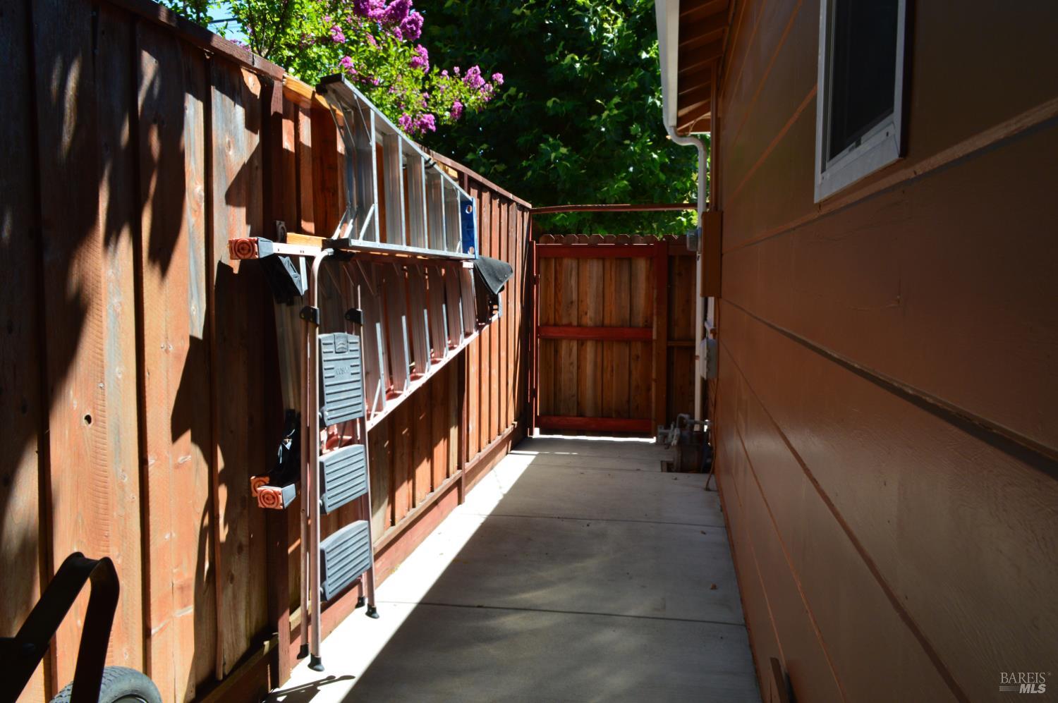 1 Lorraine Street Ukiah CA 95482
