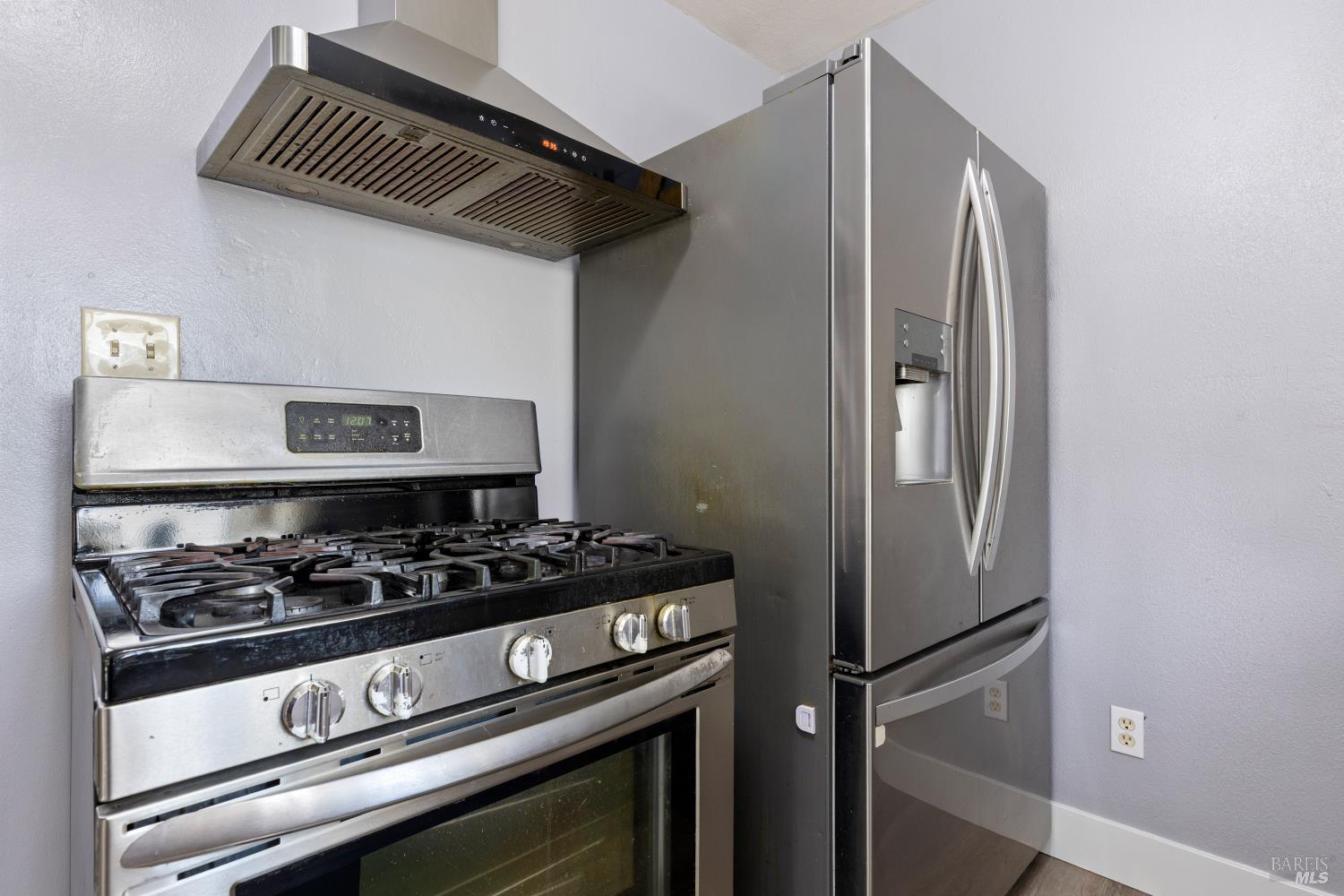 1 Lorraine Street Ukiah CA 95482