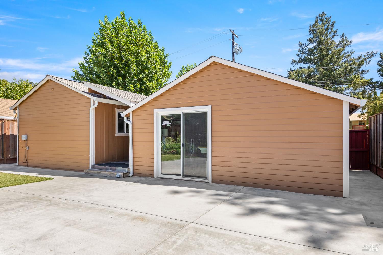 1 Lorraine Street Ukiah CA 95482