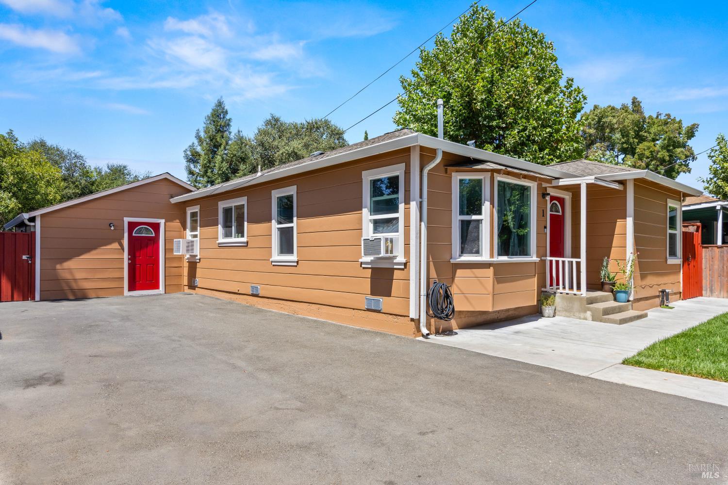 1 Lorraine Street Ukiah CA 95482