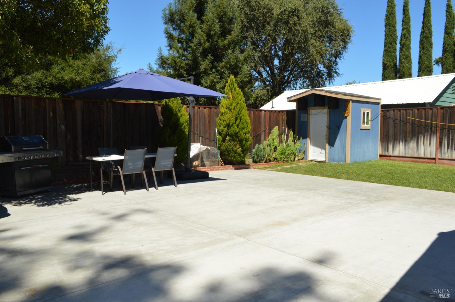 1 Lorraine Street Ukiah CA 95482