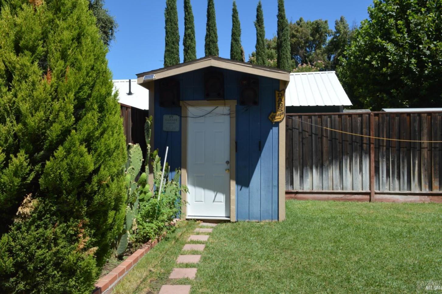 1 Lorraine Street Ukiah CA 95482