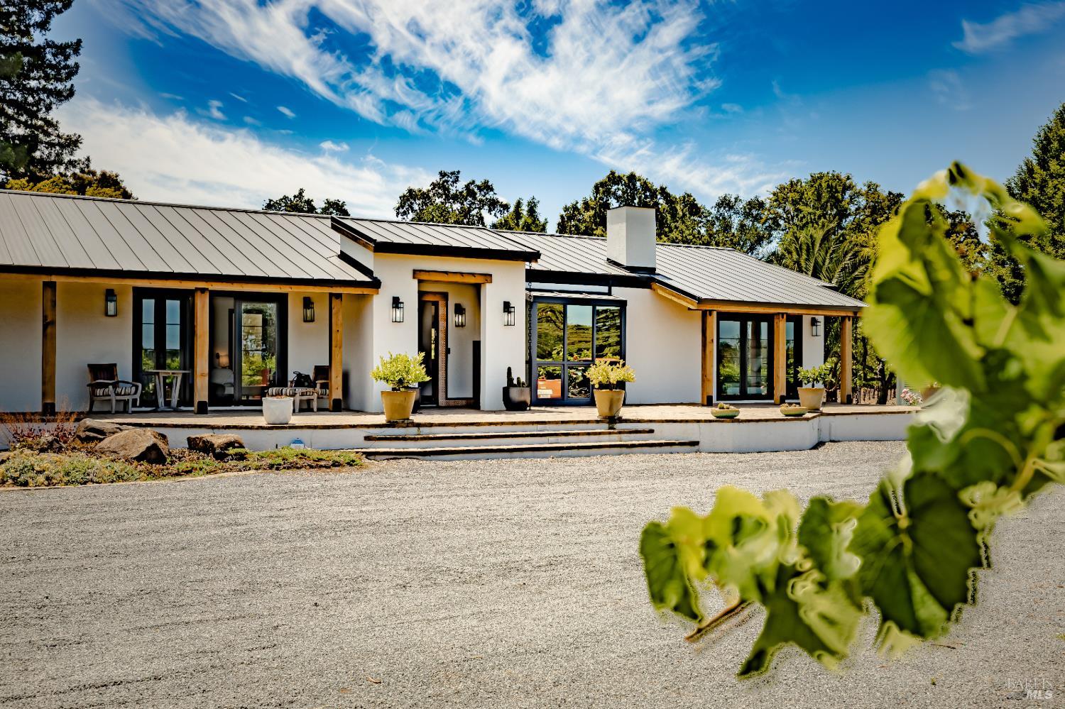 2740 River Road Windsor CA 95492