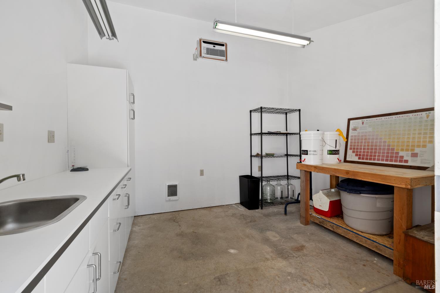 2740 River Road Windsor CA 95492