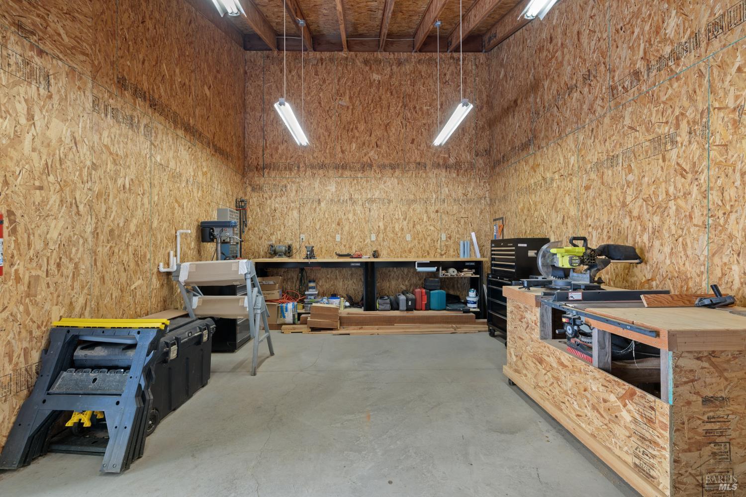 2740 River Road Windsor CA 95492