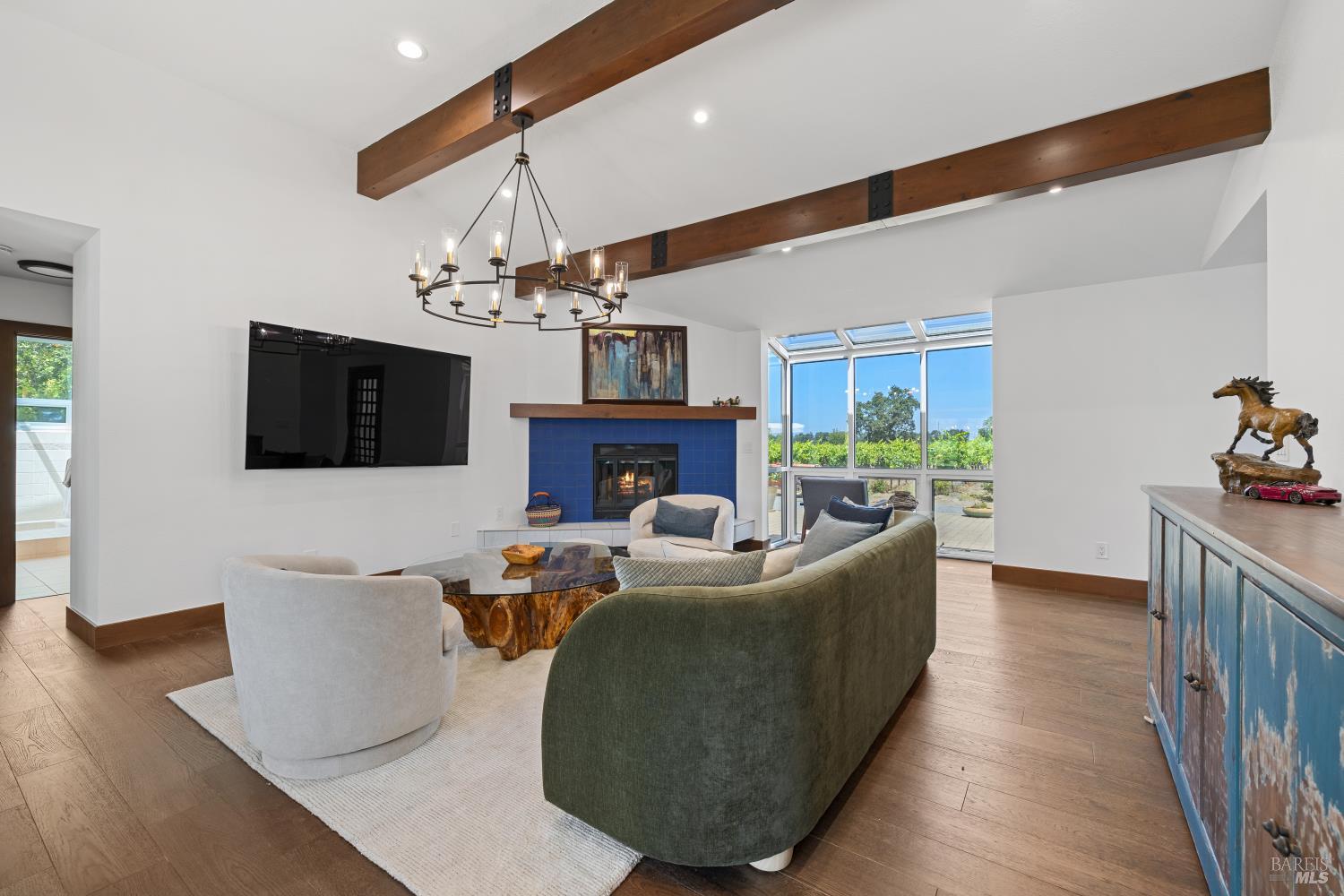 2740 River Road Windsor CA 95492