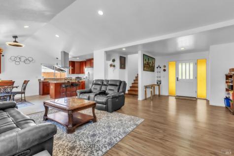 2386 Baggett Drive Santa Rosa CA 95401