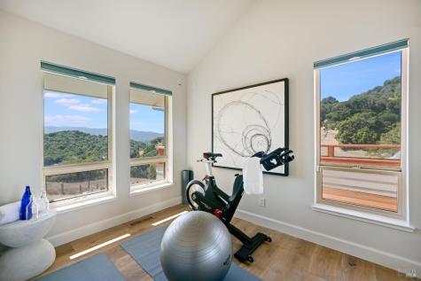 37 Nunes Drive Novato CA 94945