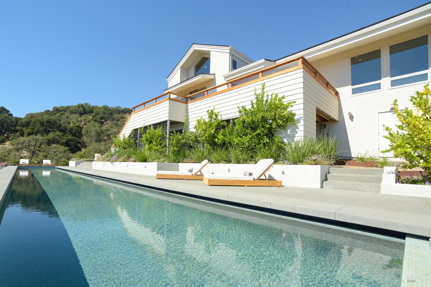 37 Nunes Drive Novato CA 94945