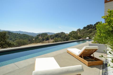 37 Nunes Drive Novato CA 94945