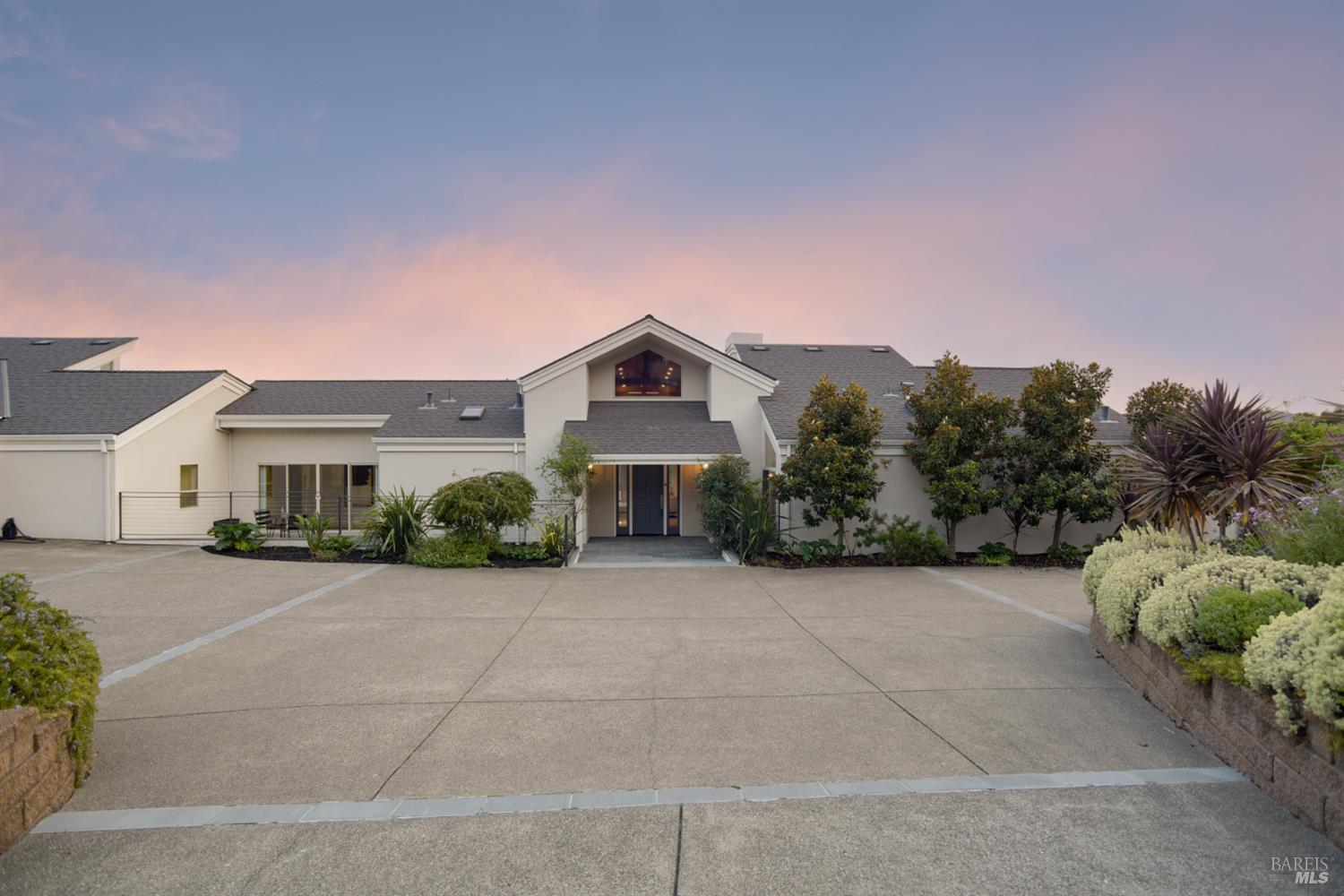 37 Nunes Drive Novato CA 94945
