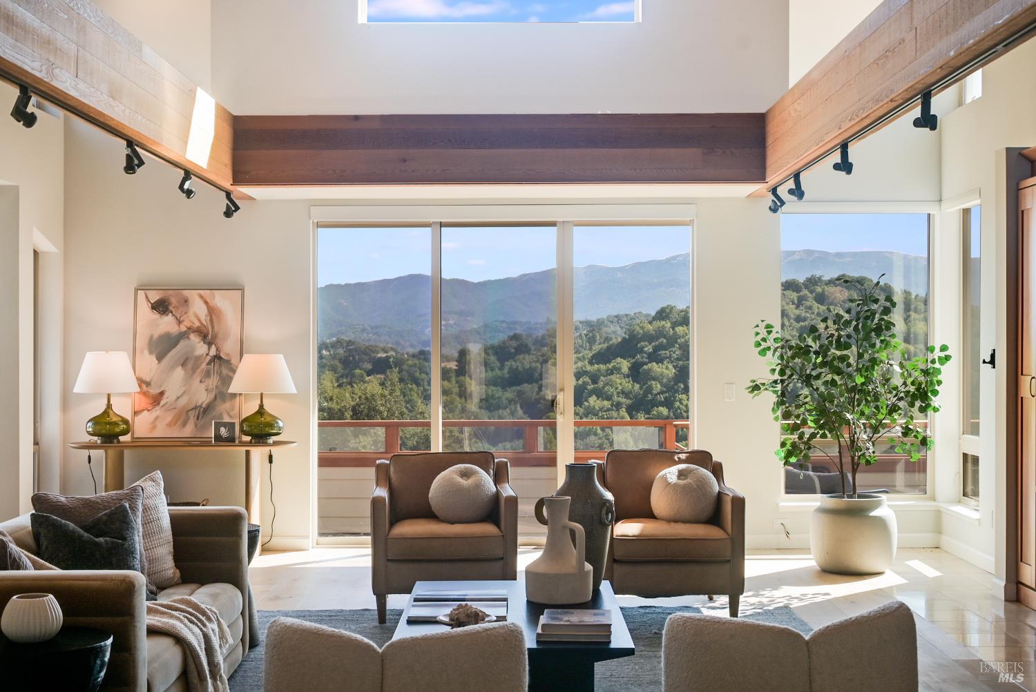 37 Nunes Drive Novato CA 94945