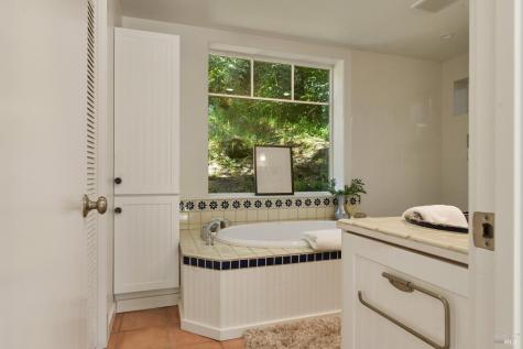 17370 Keaton Avenue Sonoma CA 95476