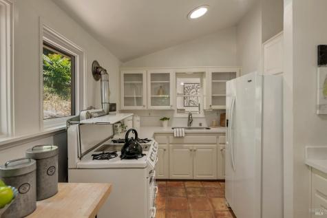 17370 Keaton Avenue Sonoma CA 95476