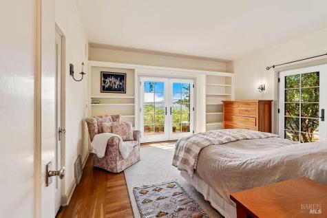 1212 N Fitch Mountain Road Healdsburg CA 95448