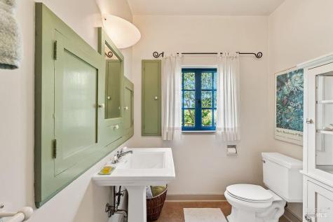 1212 N Fitch Mountain Road Healdsburg CA 95448