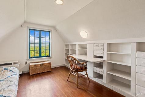 1212 N Fitch Mountain Road Healdsburg CA 95448