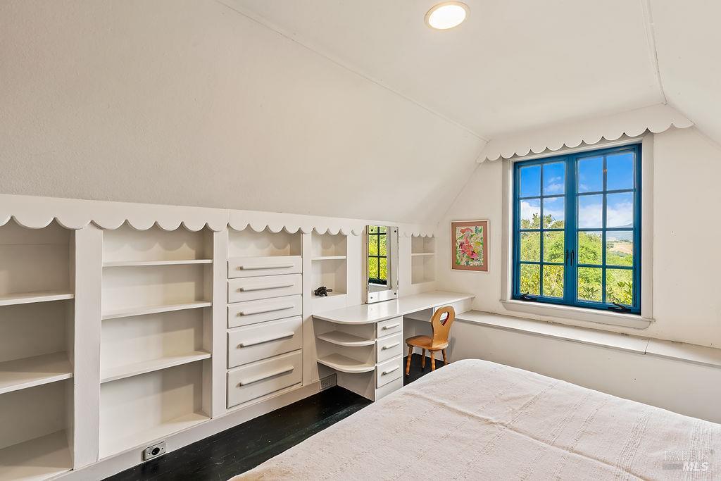 1212 N Fitch Mountain Road Healdsburg CA 95448