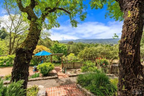 1212 N Fitch Mountain Road Healdsburg CA 95448