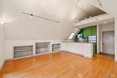 1212 N Fitch Mountain Road Healdsburg CA 95448