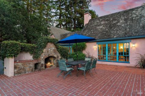 1212 N Fitch Mountain Road Healdsburg CA 95448