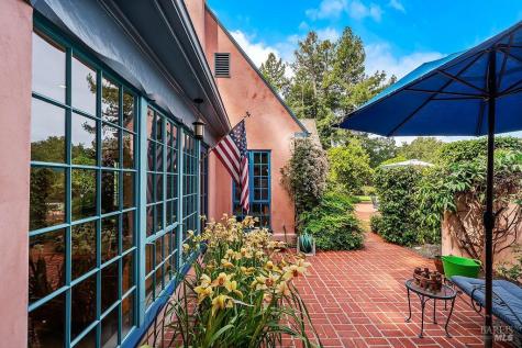 1212 N Fitch Mountain Road Healdsburg CA 95448