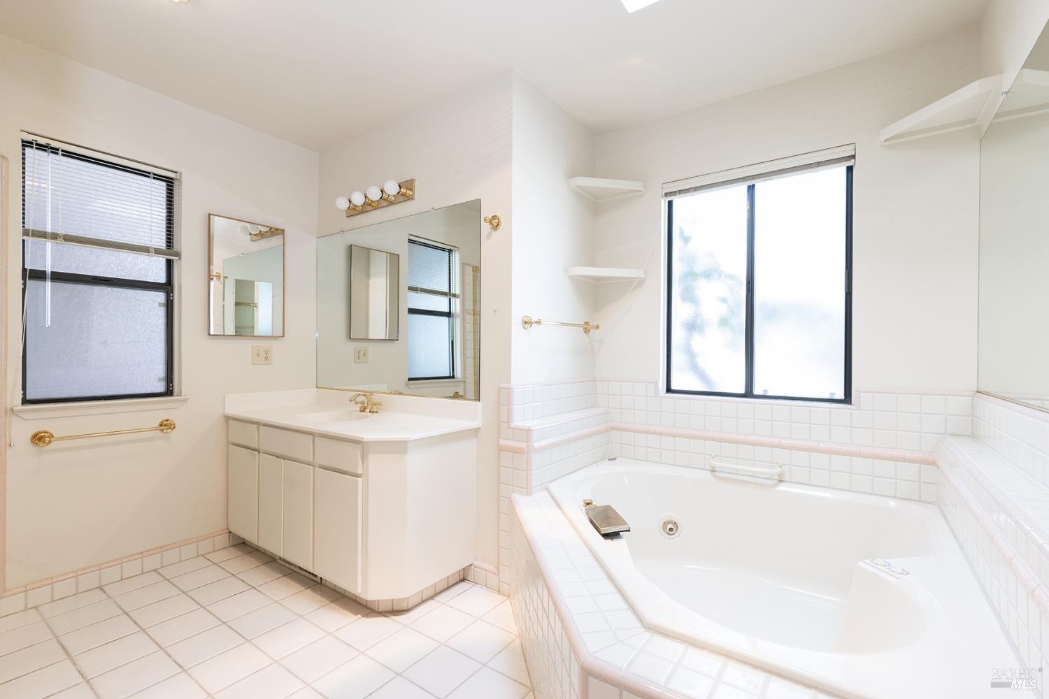 1324 Avenida Sebastiani Sonoma CA 95476