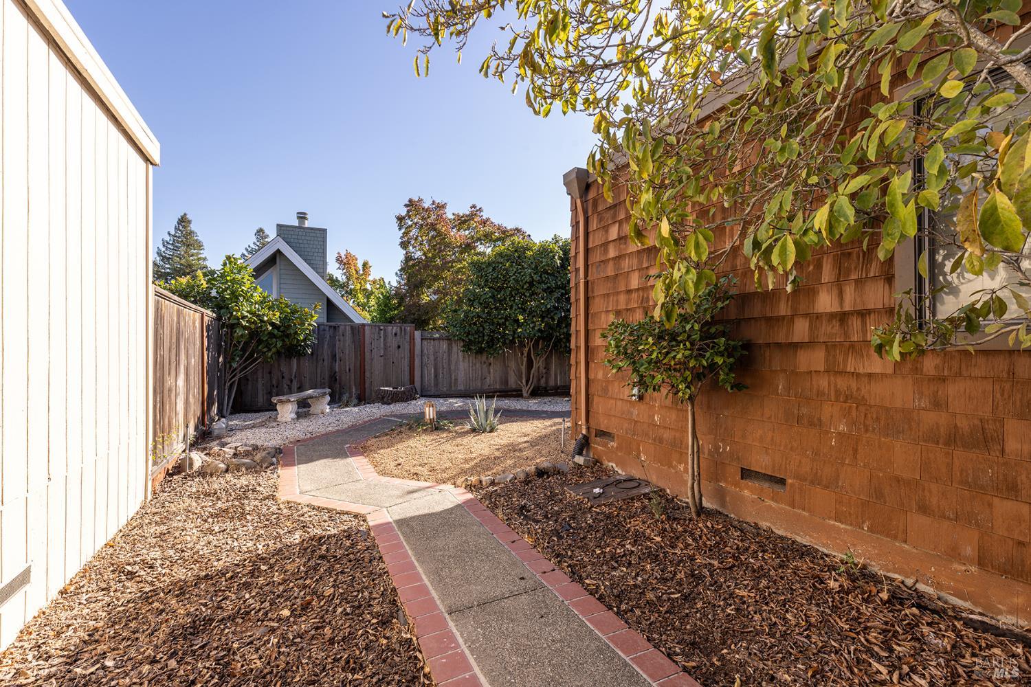 1324 Avenida Sebastiani Sonoma CA 95476