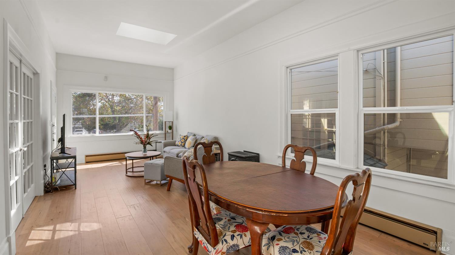 1160 Powell Street Oakland CA 94608