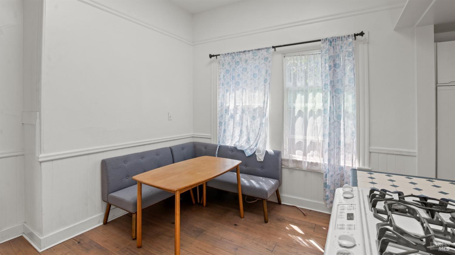 1160 Powell Street Oakland CA 94608