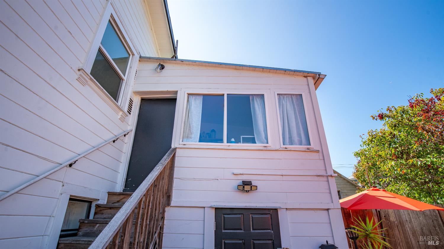 1160 Powell Street Oakland CA 94608